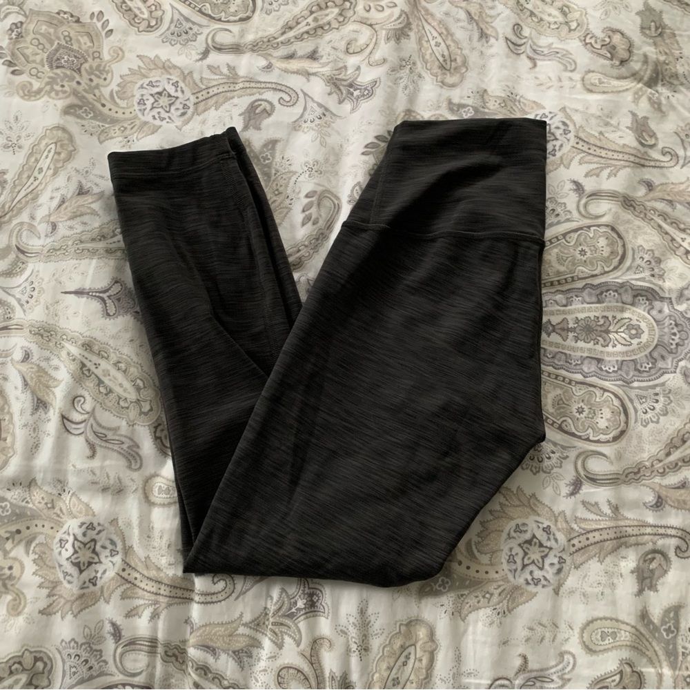 Lululemon wunder train 23” leggings size 4